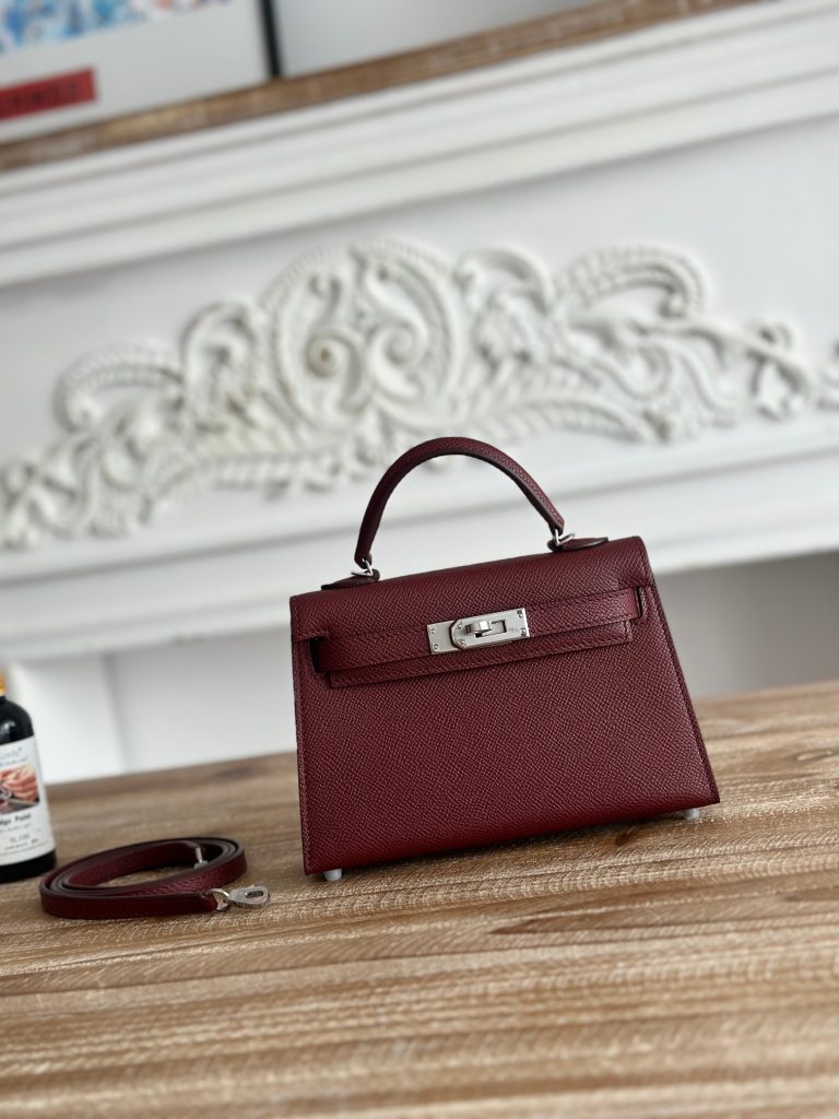 Mini Kelly II — 19 cm — Burgundy — Epsom leather — Gold-tone or silver-tone hardware
