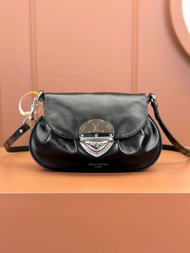 LV M12192 Superset Vibe Bag | Black Lambskin