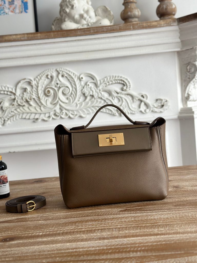 Mini 24/24 — Weimaraner — Evercolor leather and Swift leather — Gold-tone hardware