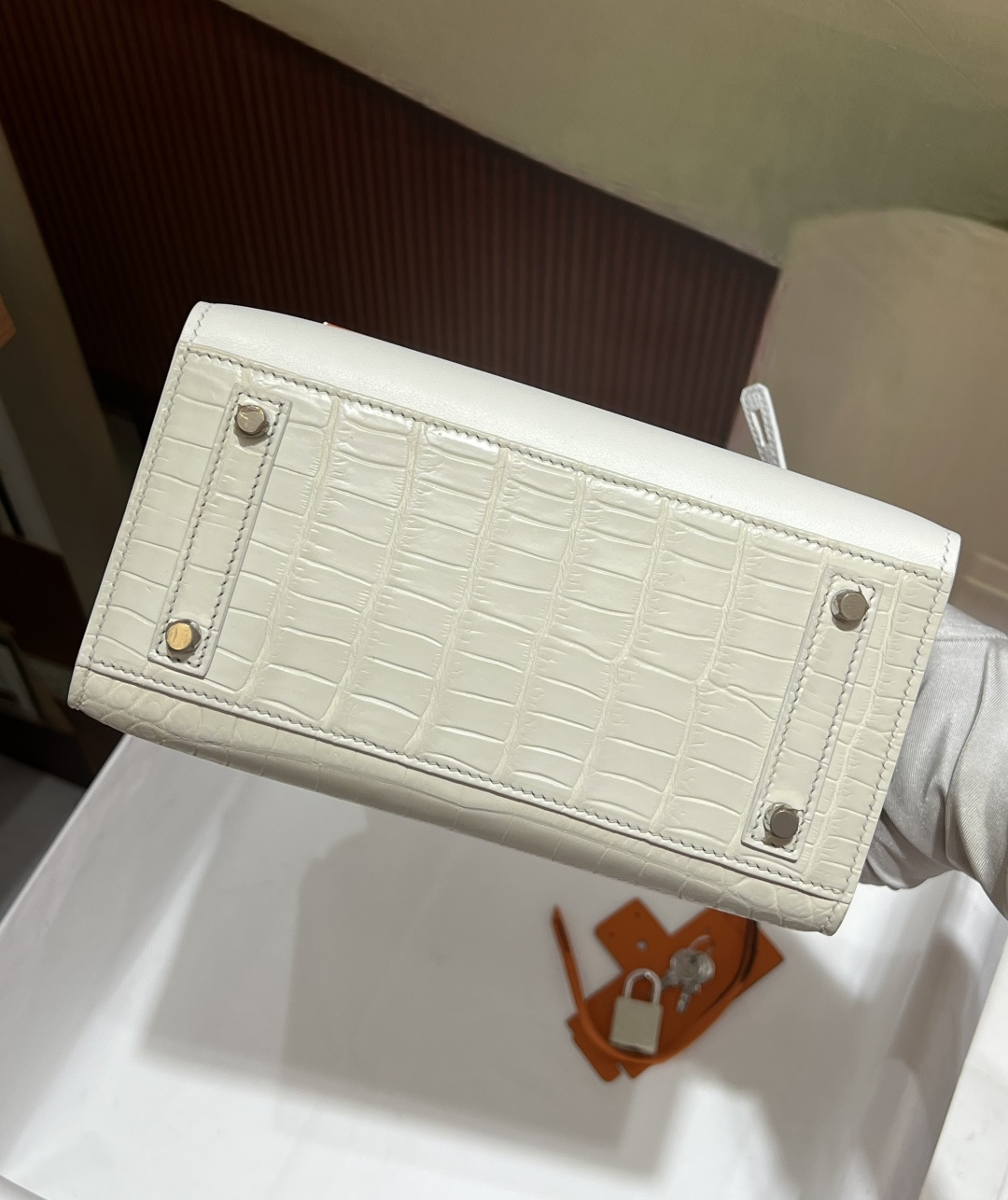 Birkin 20 cm House Bag – “First Snow” / Silver-Tone Hardware - 图片 9