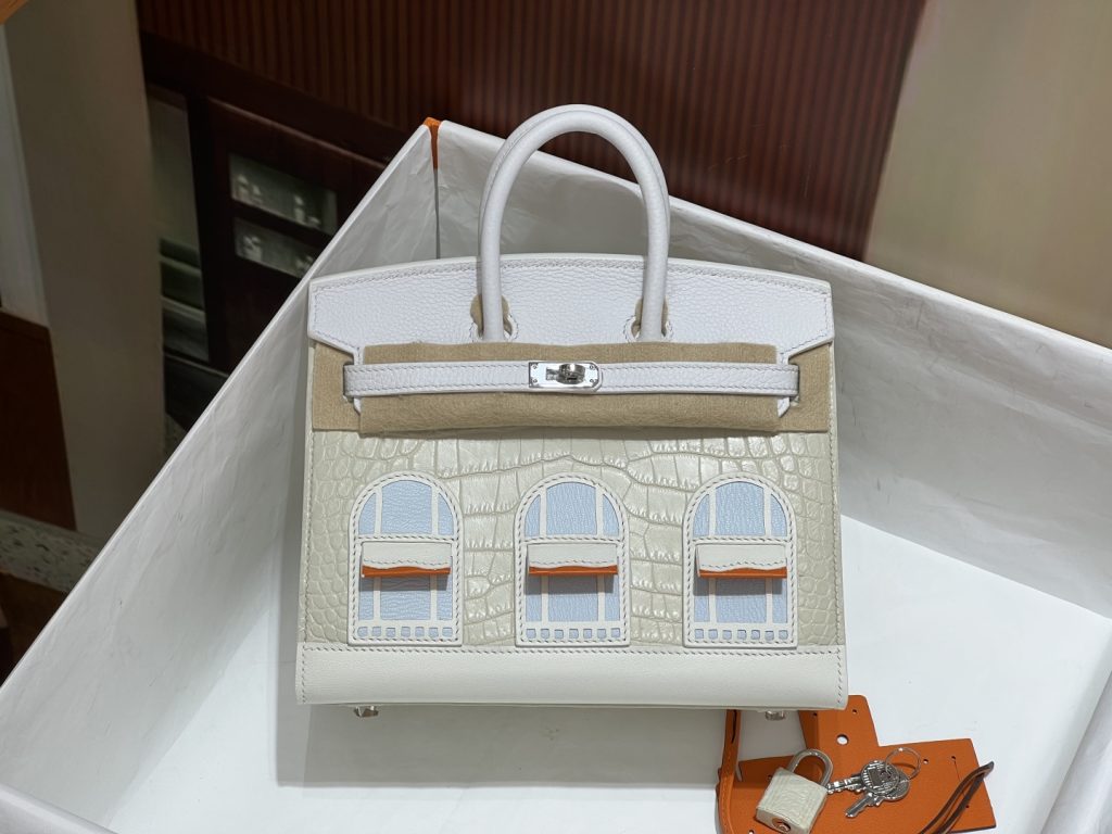 Birkin 20 cm House Bag – “First Snow” / Silver-Tone Hardware
