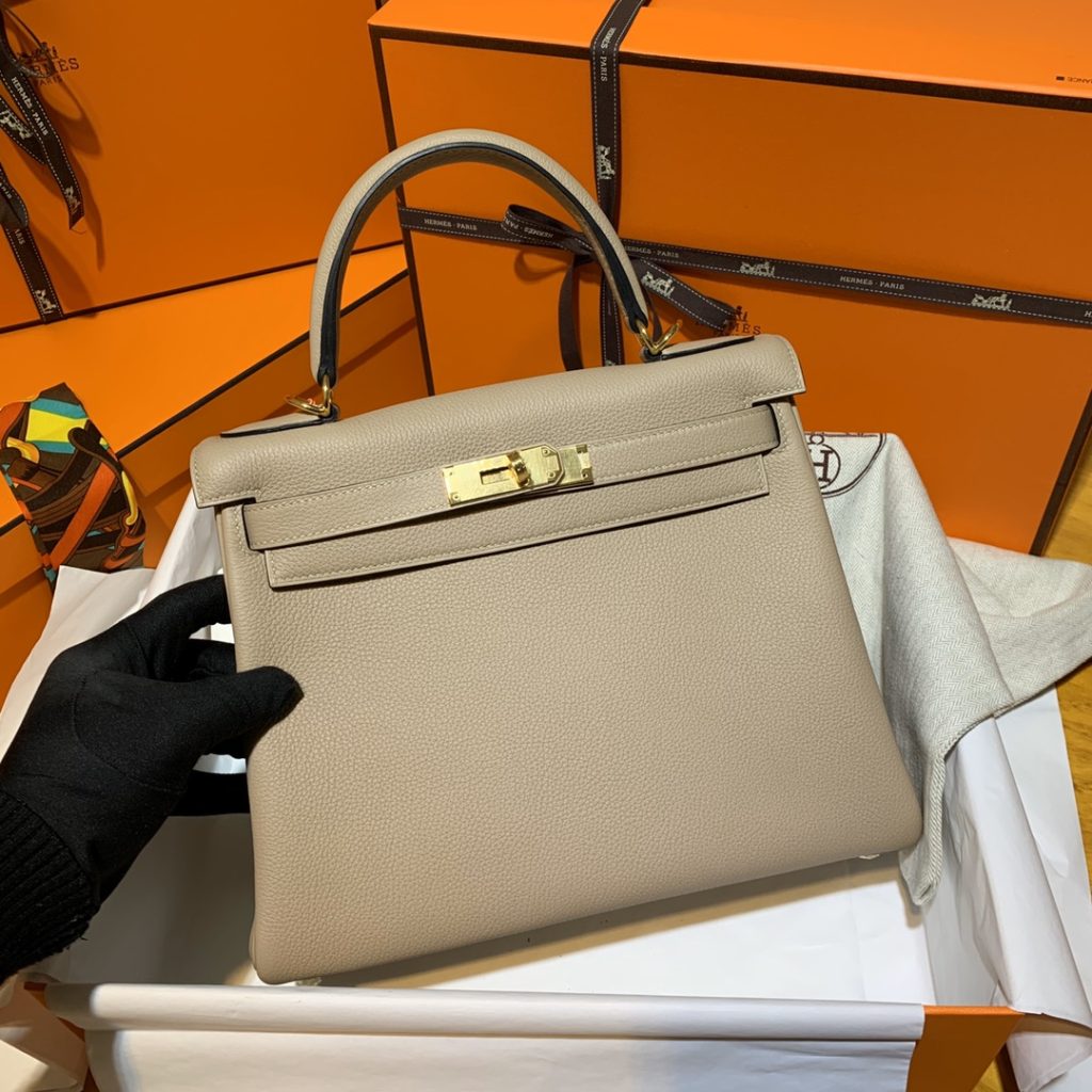 Kelly — 25/28 cm — Turtledove Gray — Togo leather — Gold-tone hardware
