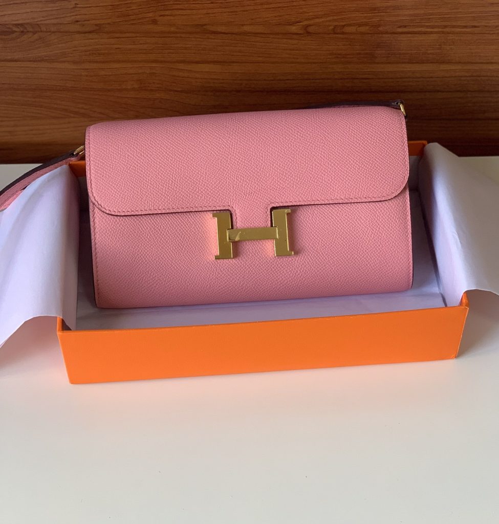 Constance To Go — Light Pink — Gold-tone or silver-tone hardware
