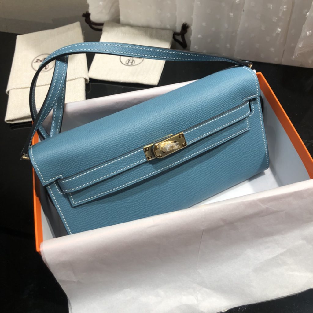 Kelly WOC — 20.5 cm — Denim Blue — Silver-tone hardware