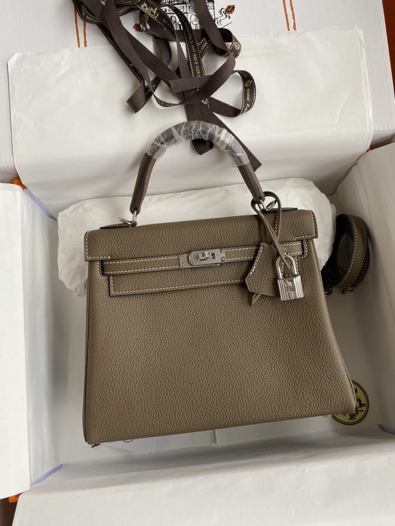 Kelly — 25/28 cm — Elephant Gray — Togo leather — Silver-tone hardware