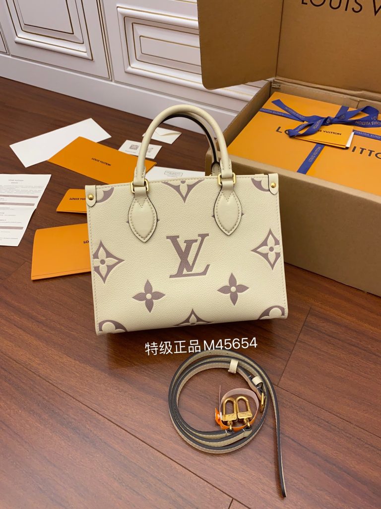 Louis Vuitton OnTheGo PM (M45654)