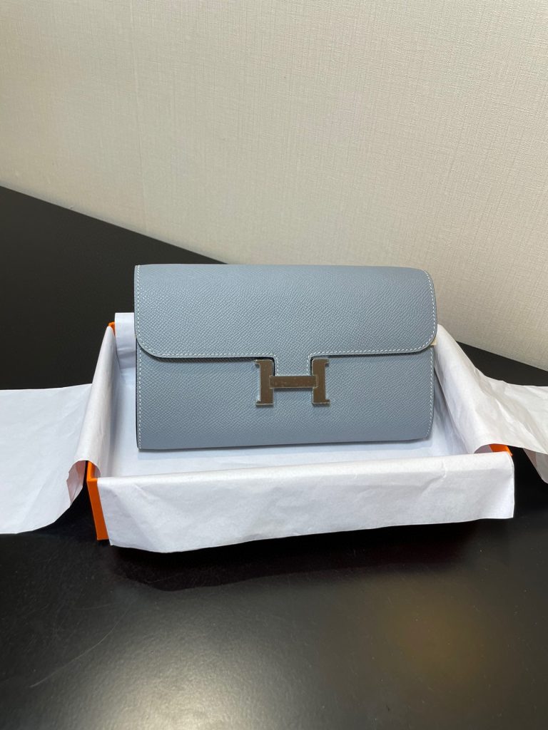 Constance To Go — Flax Blue — Epsom leather — Gold-tone or silver-tone hardware