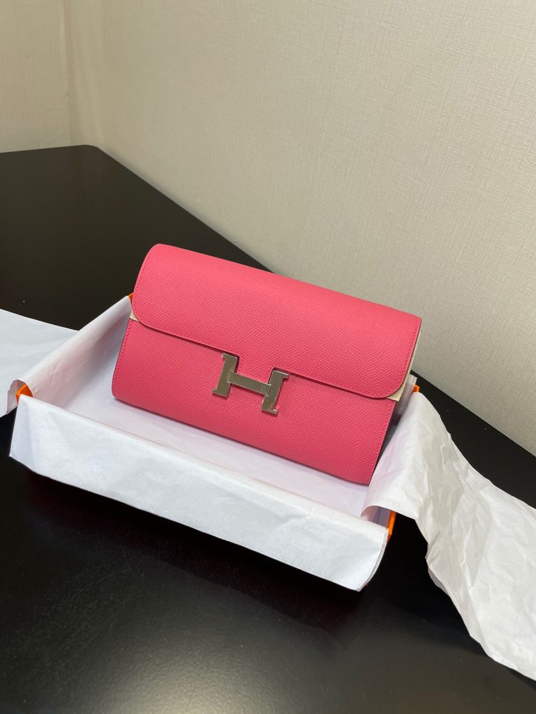 Constance To Go — Lipstick Pink — Epsom leather — Gold-tone or silver-tone hardware