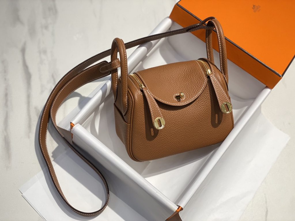 Mini Lindy — 19/26 cm — Golden Brown — TC leather — Gold-tone or silver-tone hardware