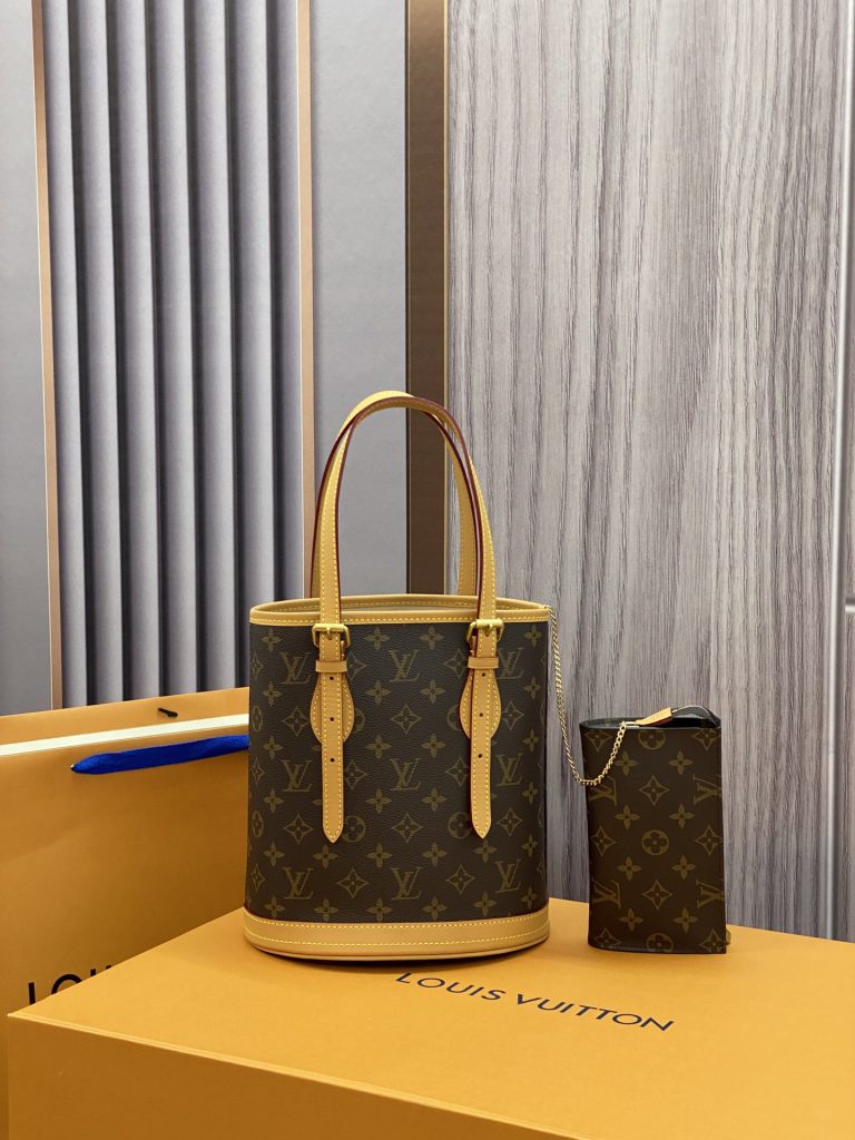 Louis Vuitton Bucket PM (M42238)
