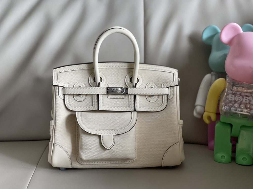 Birkin Cargo 25 cm – Cream White / silver-tone hardware