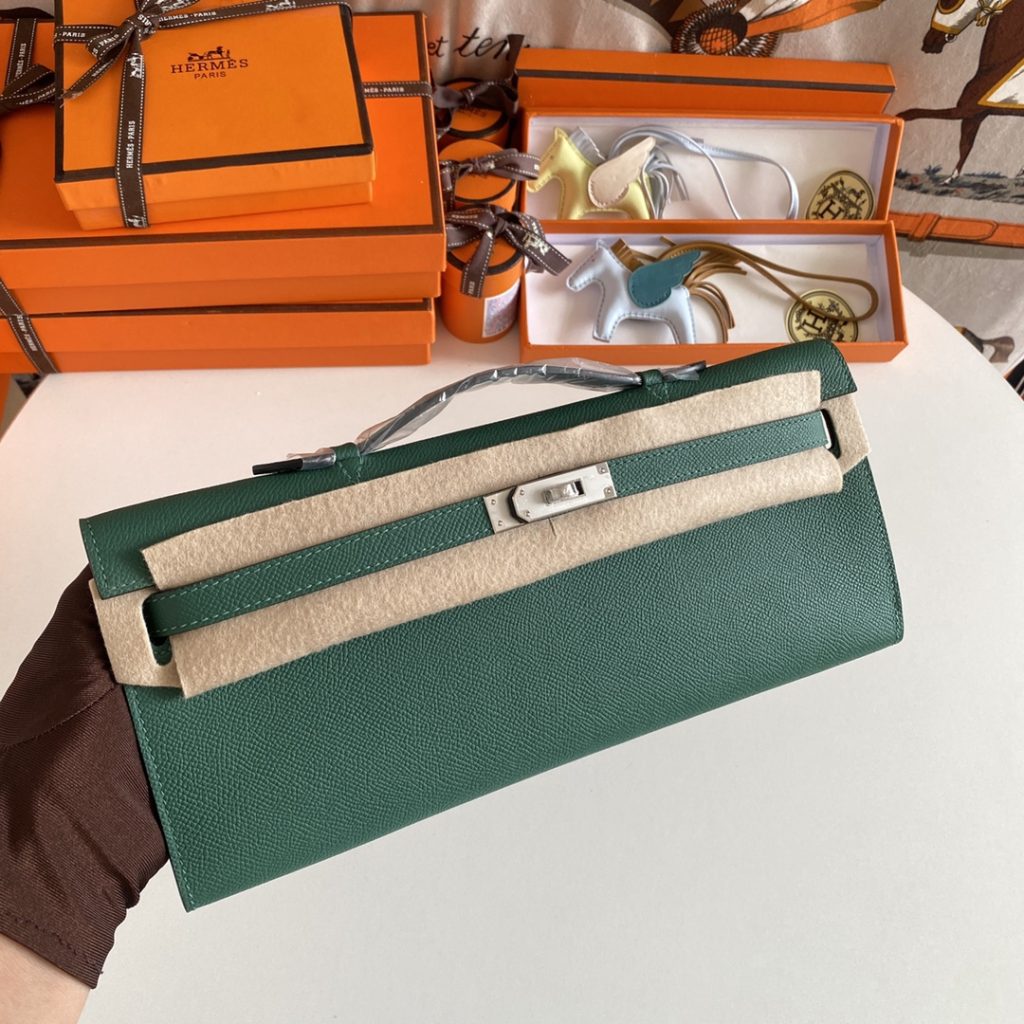 New arrival! Kelly Cut 31cm Epsom Z6 Peacock Green Silver Buckle