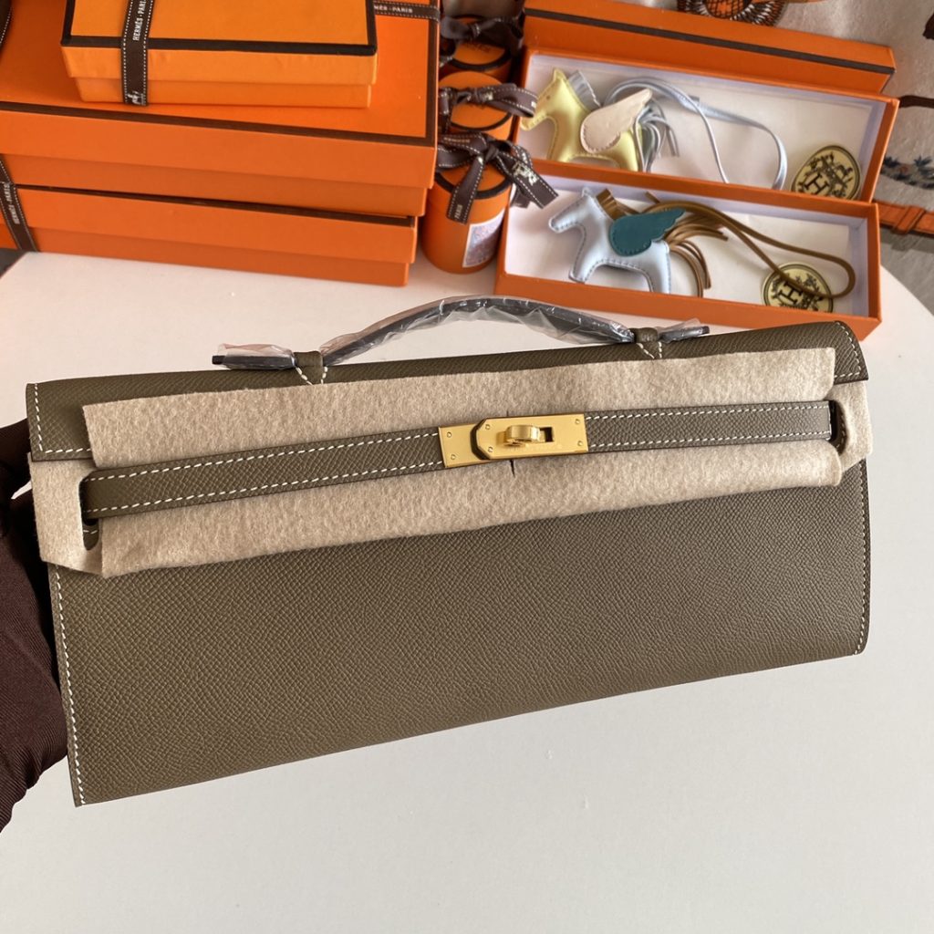 New arrival! Kelly Cut 31cm EPSom CK18 Elephant Gray Gold Buckle