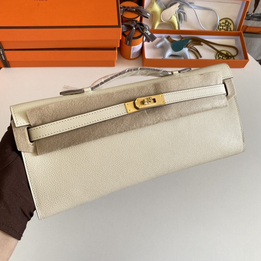 Kelly — 31 cm — Milkshake White — Epsom leather — Gold-tone hardware