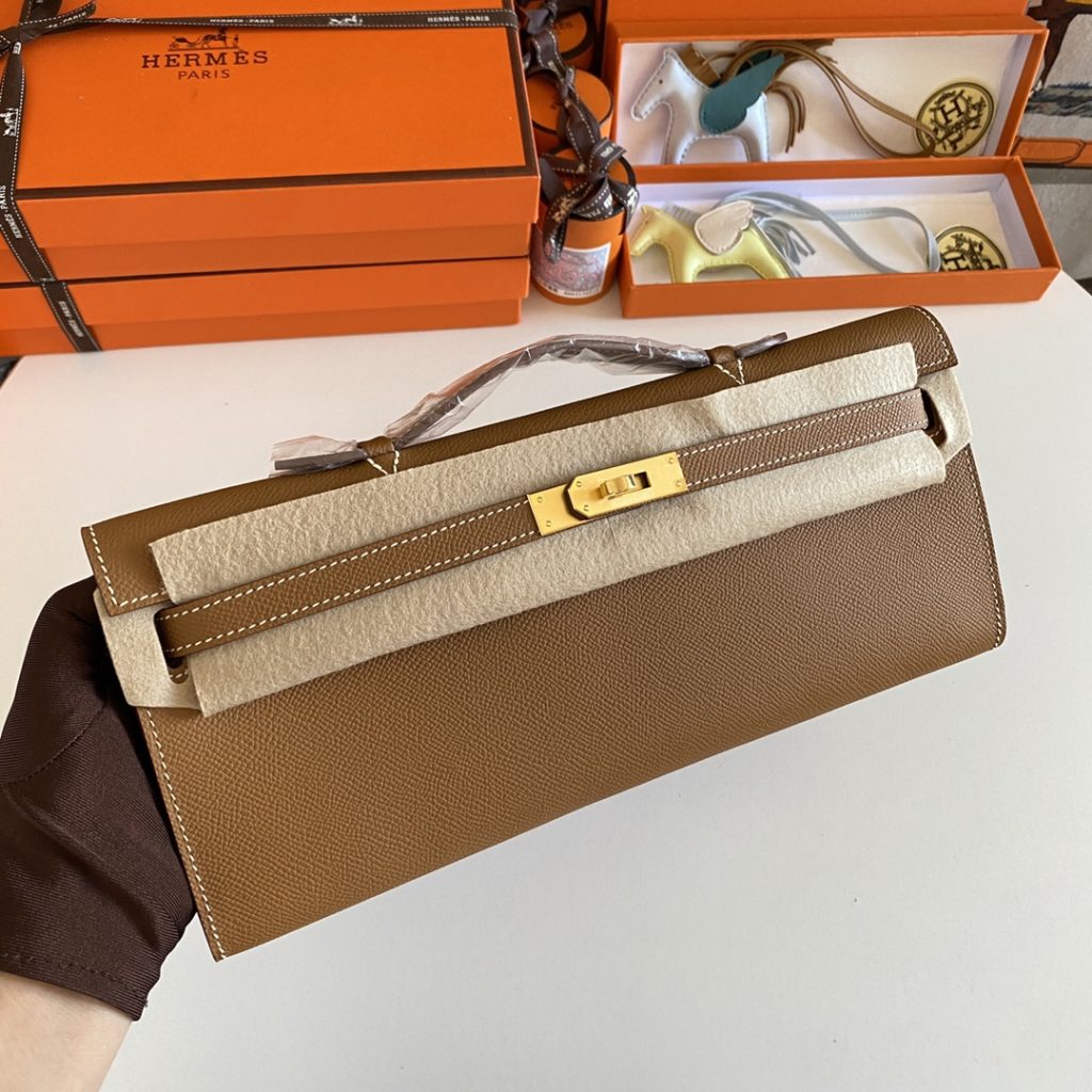 New arrival! Kelly Cut 31cm Epsom CK37 Gold Brown Gold Buckle