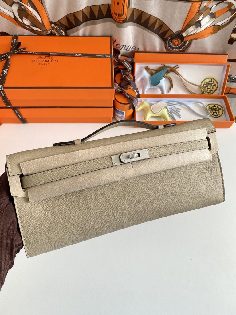 New to stock! Kelly Cut31cm Epsom Leather Turtle Ash Silver Buckle