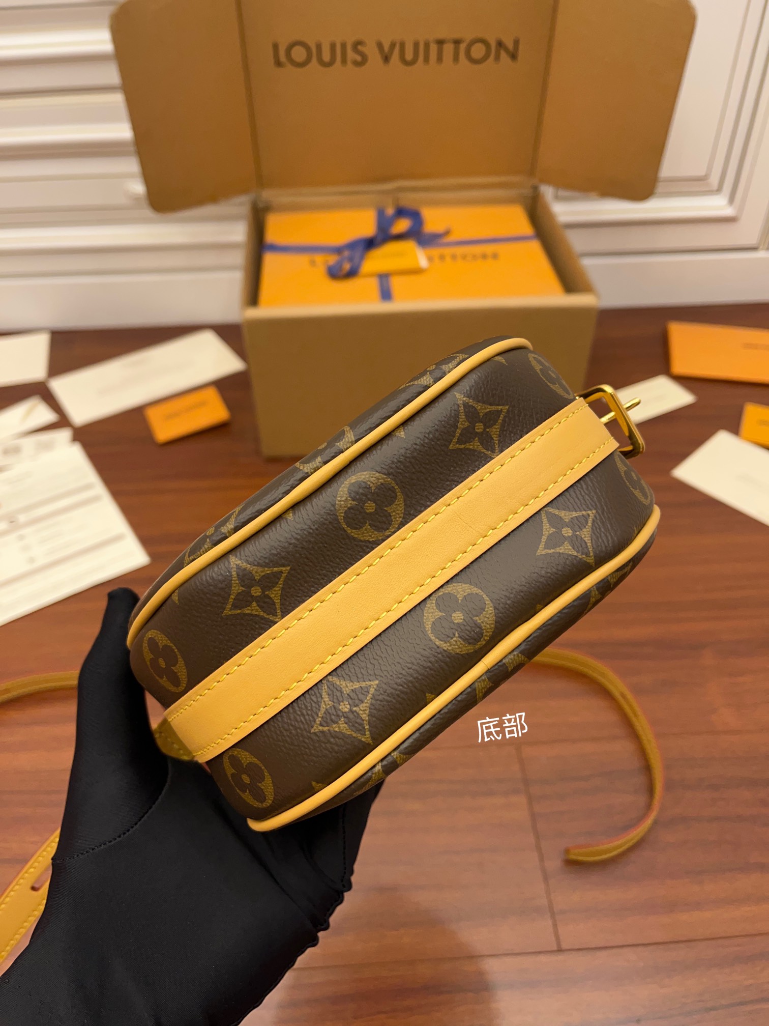LV M45578 Women's Small Bag - 图片 5