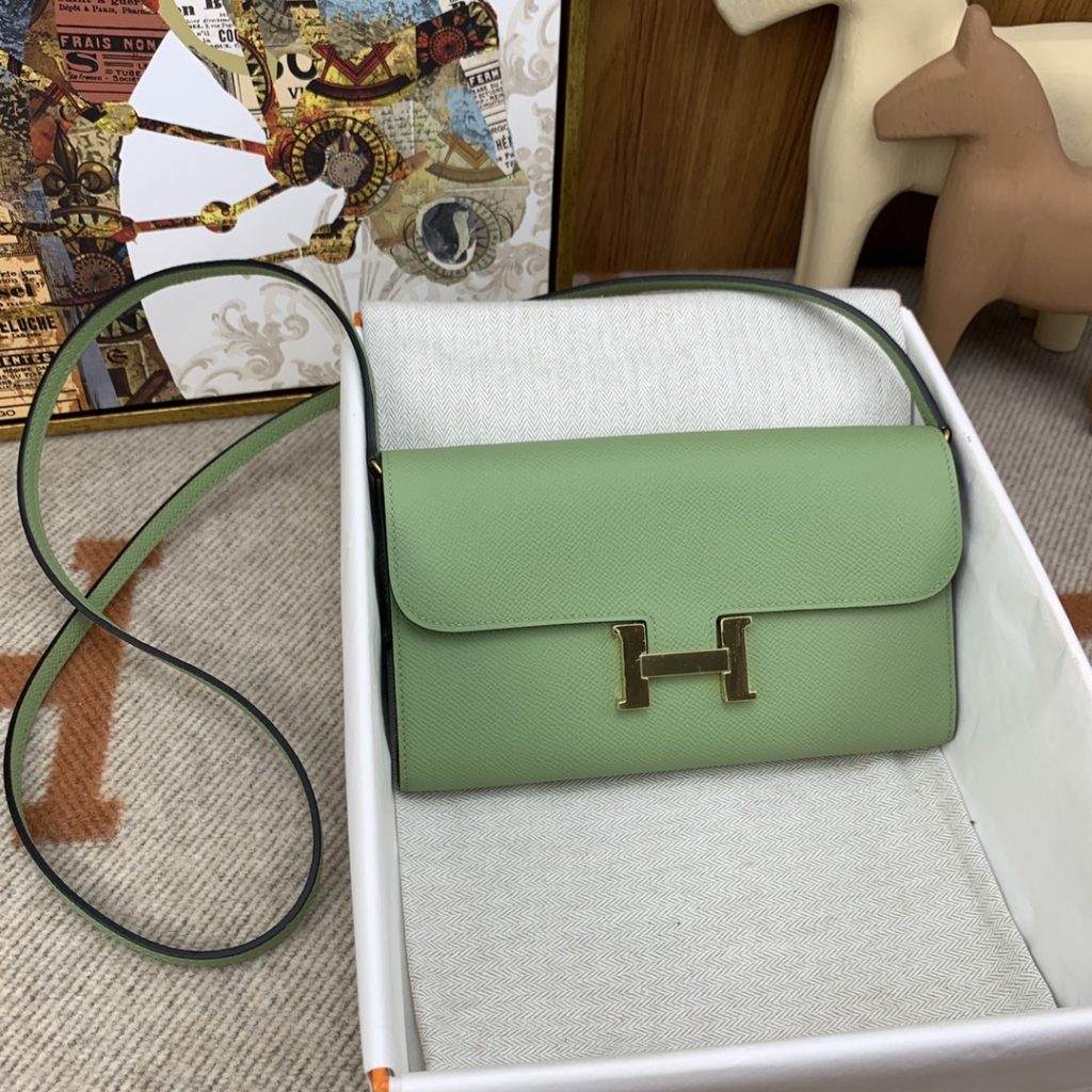 Constance To Go — Avocado Green — Epsom leather