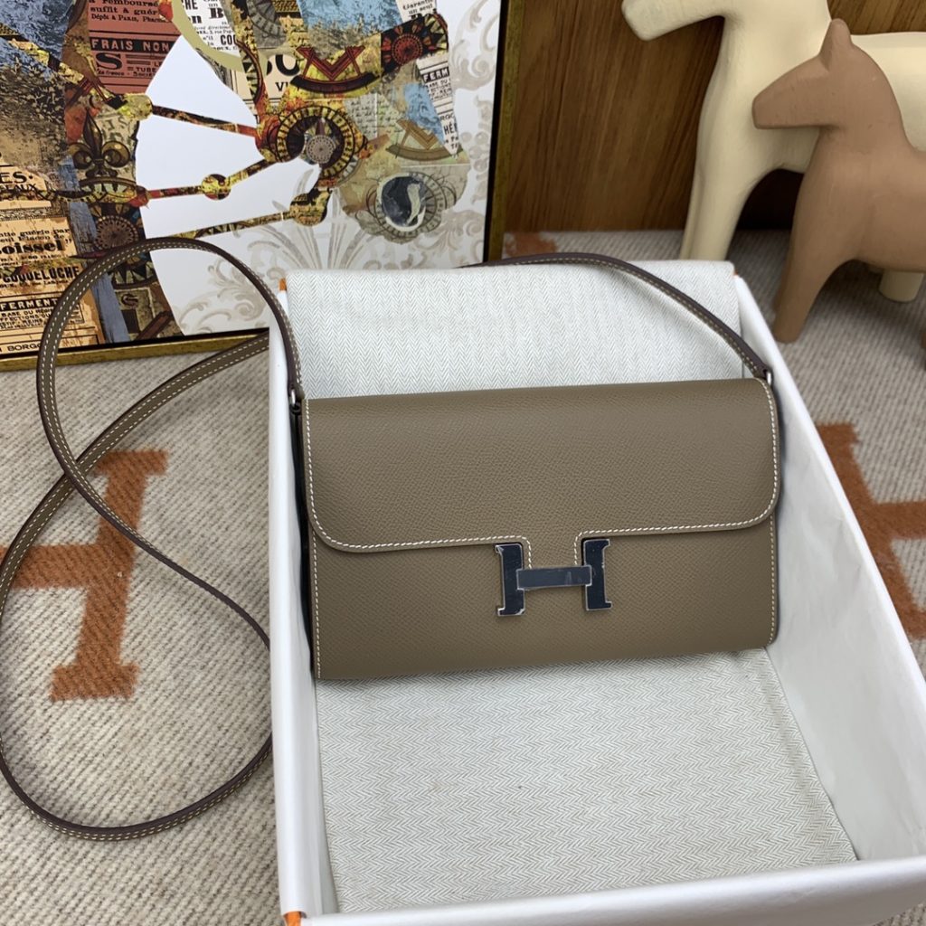 Constance To Go — Elephant Gray — Epsom leather