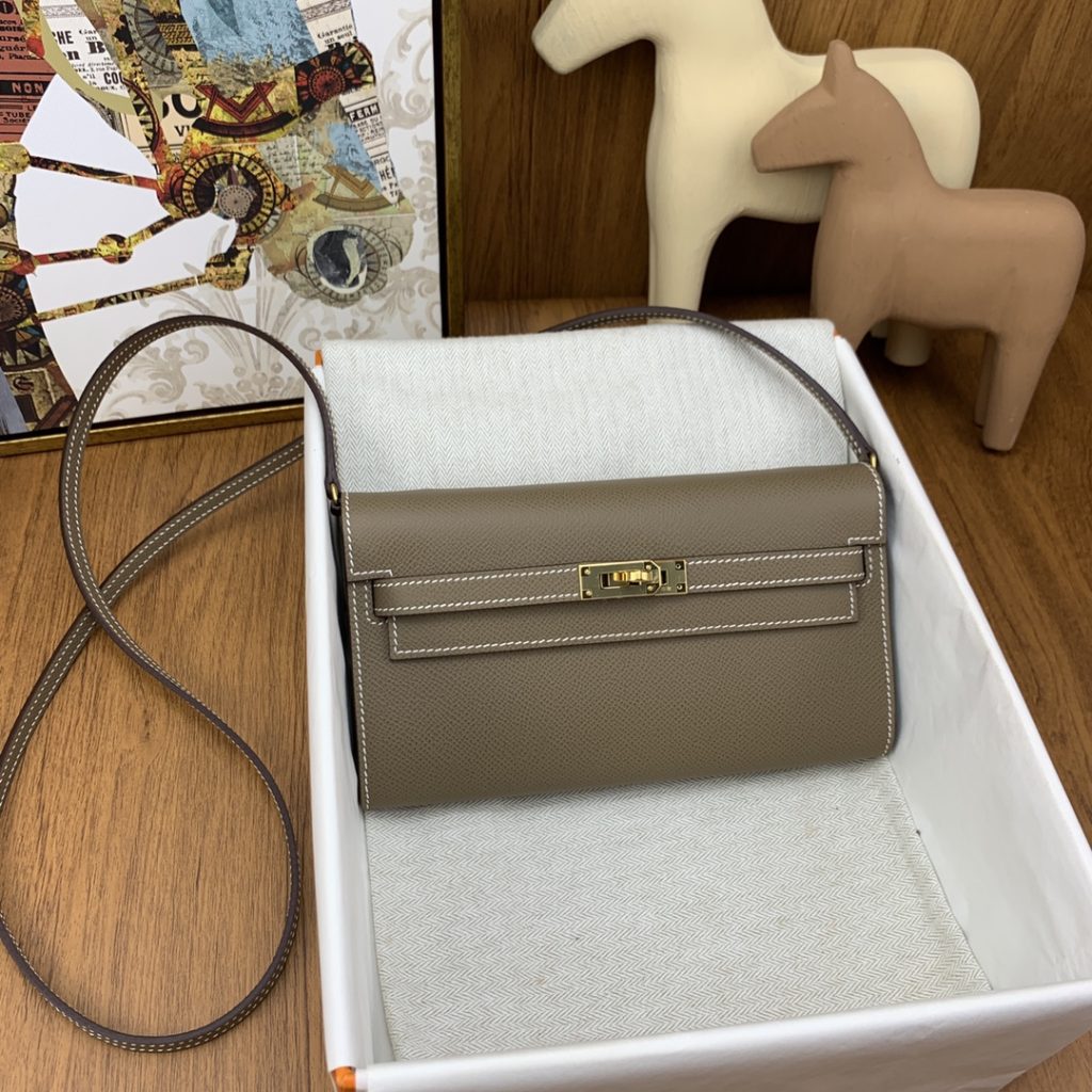 Kelly WOC — Elephant Gray — Epsom leather — Gold-tone hardware