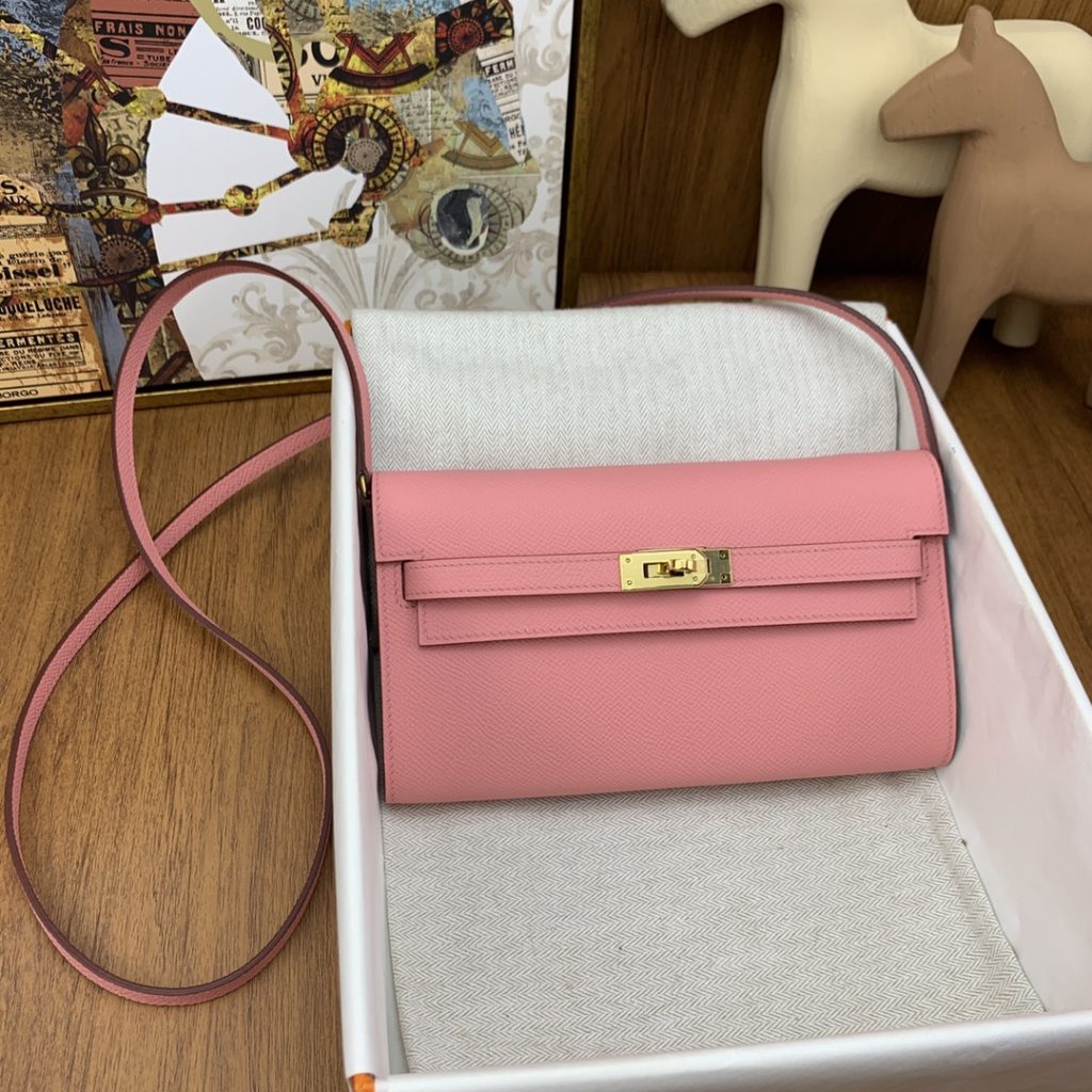Kelly WOC — Milkshake Pink — Epsom leather — Gold-tone hardware