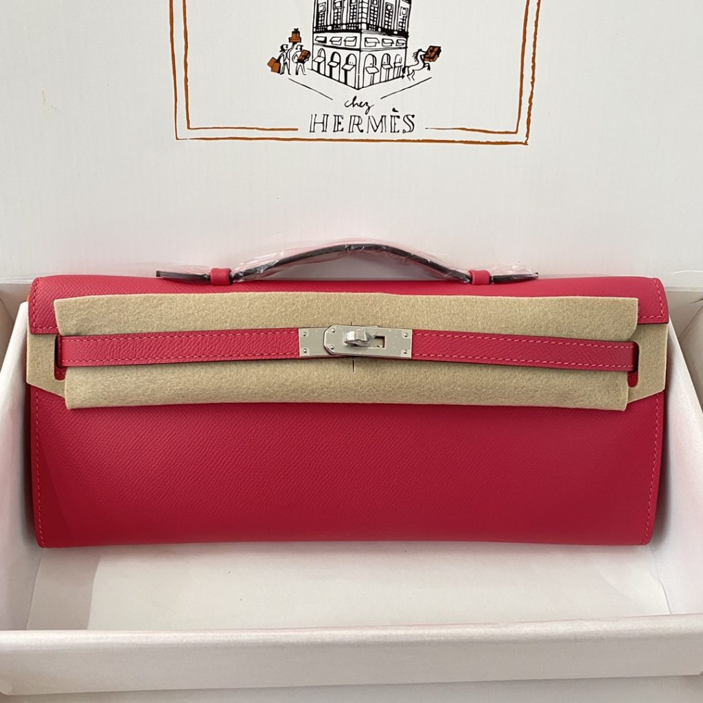 Kelly cut 31 handbag EPSom ultimate powder silver buckle spot