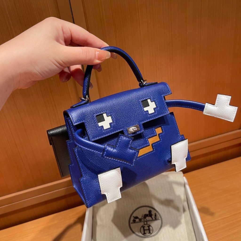 Kelly Doll Picto — 18 × 8 × 13 cm — leather