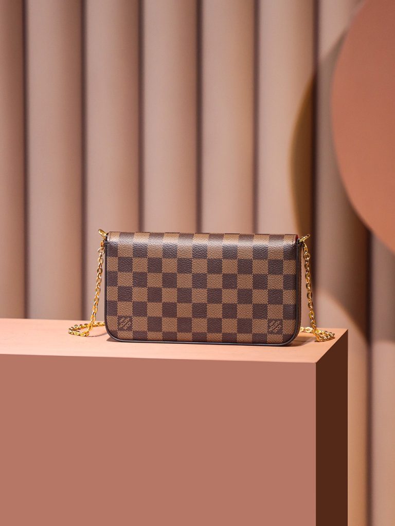 LV M63032 Monogram Chain Crossbody Bag