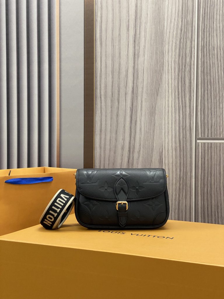 LV M46386 Diane Crossbody Bag | Black Full-Grain Leather