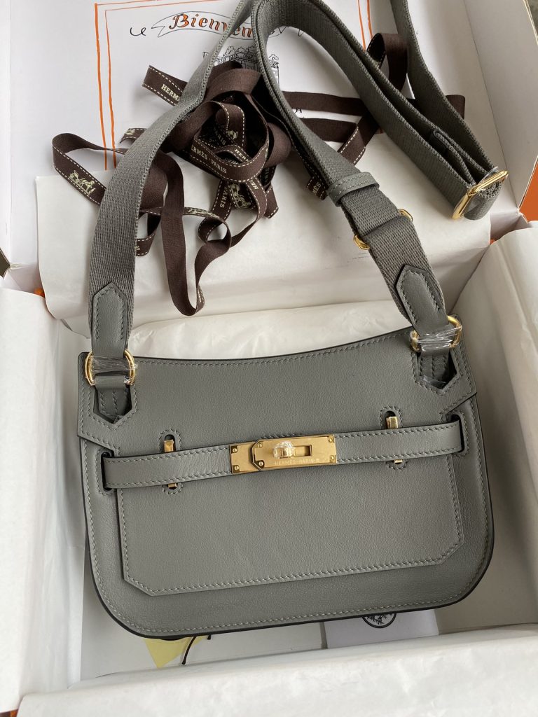 Jypsière Mini 22 cm – Gris Meyer Swift Leather / Gold-Tone Hardware