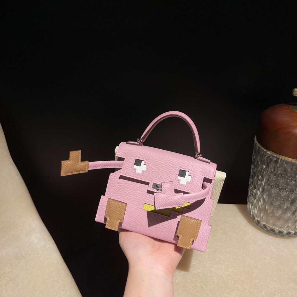 Kelly Doll Picto — 18 × 8 × 13 cm — leather