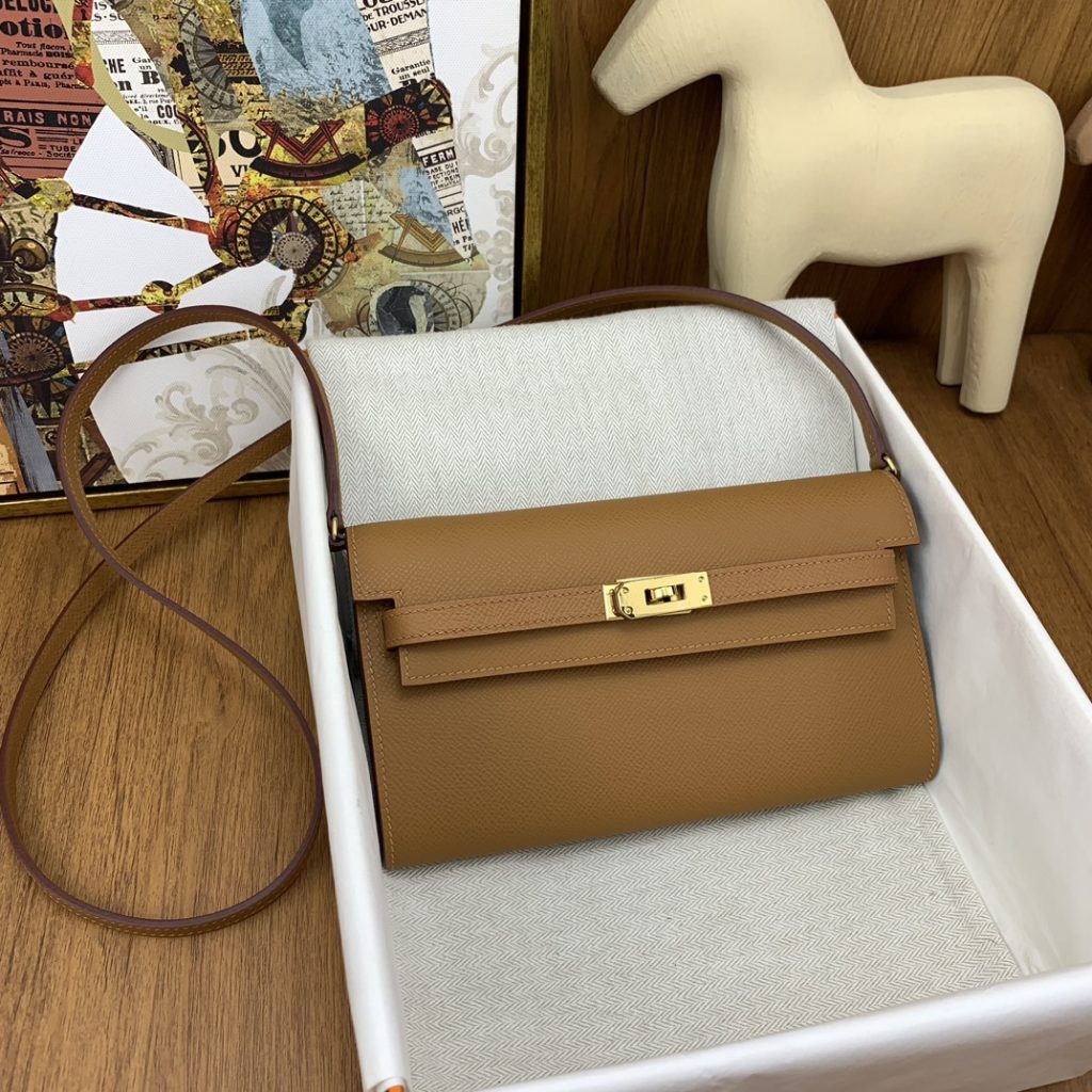Kelly WOC — Golden Brown — Epsom leather — Gold-tone hardware