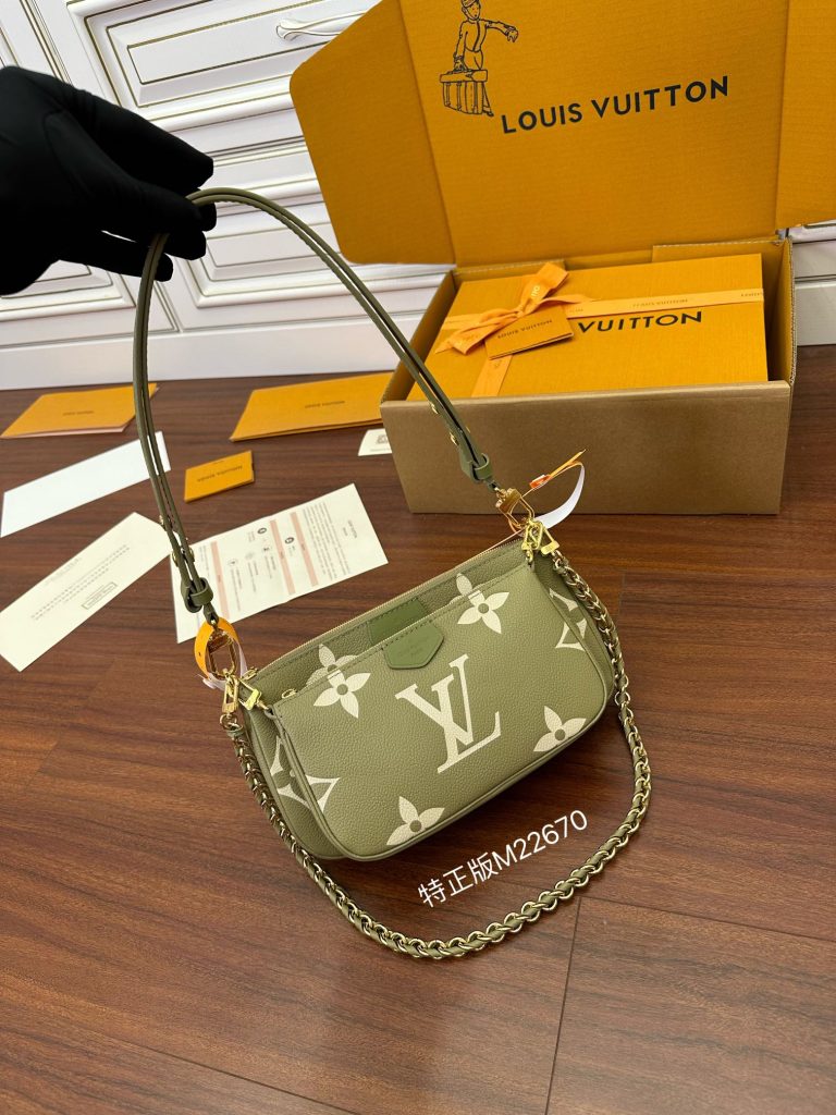 LV M22670 Two-in-One Bag | Green