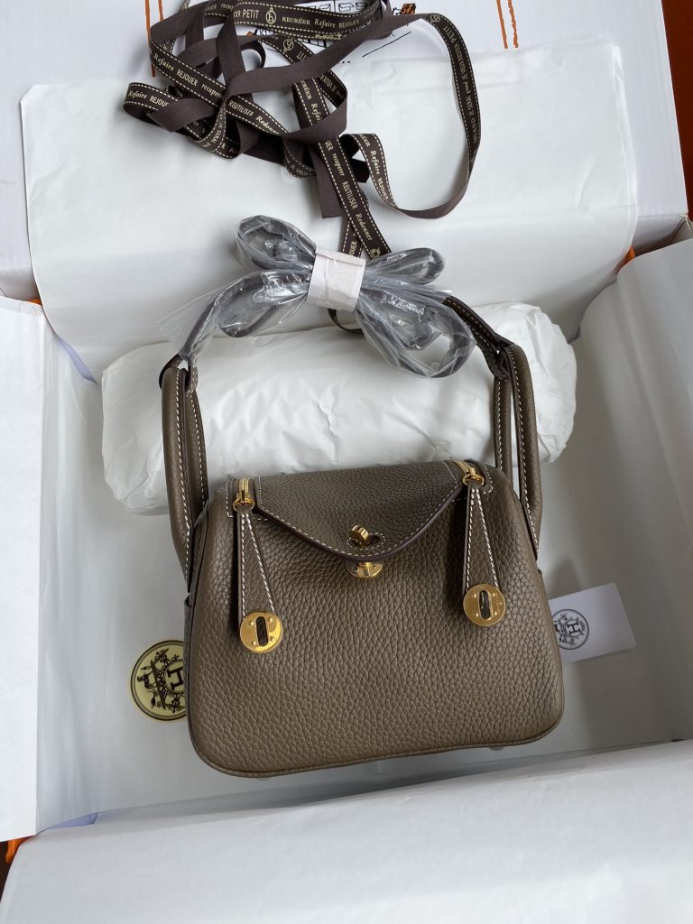 Mini Lindy — 19/26 cm — Elephant Gray — TC leather — Gold-tone hardware