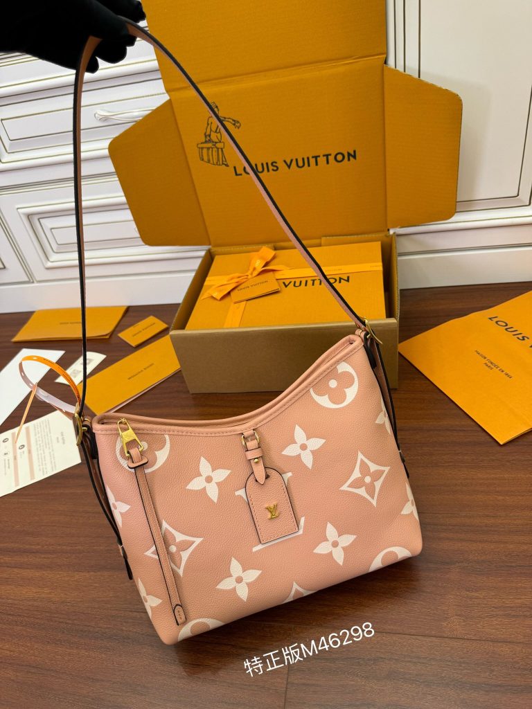 Louis Vuitton CarryAll (M46298)