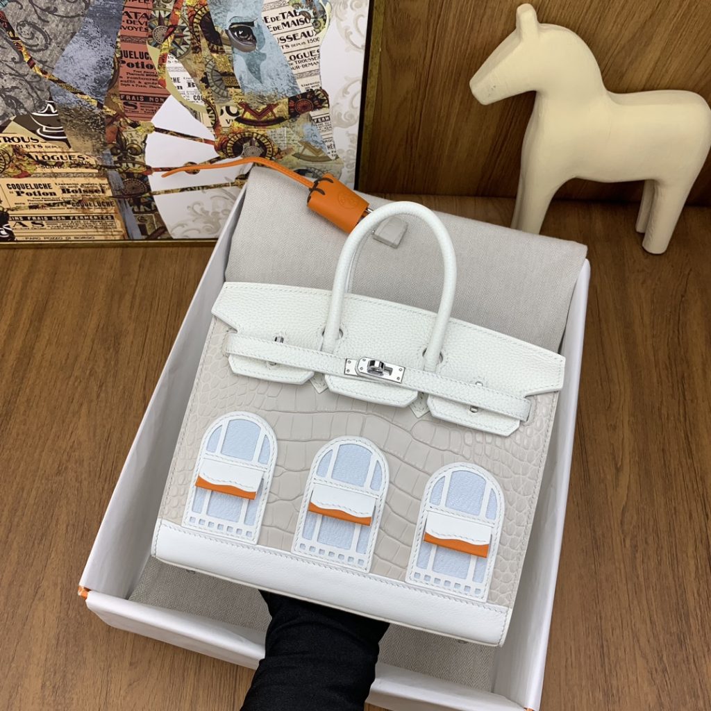 Faubourg Birkin 20 cm House Bag – “First Snow”
