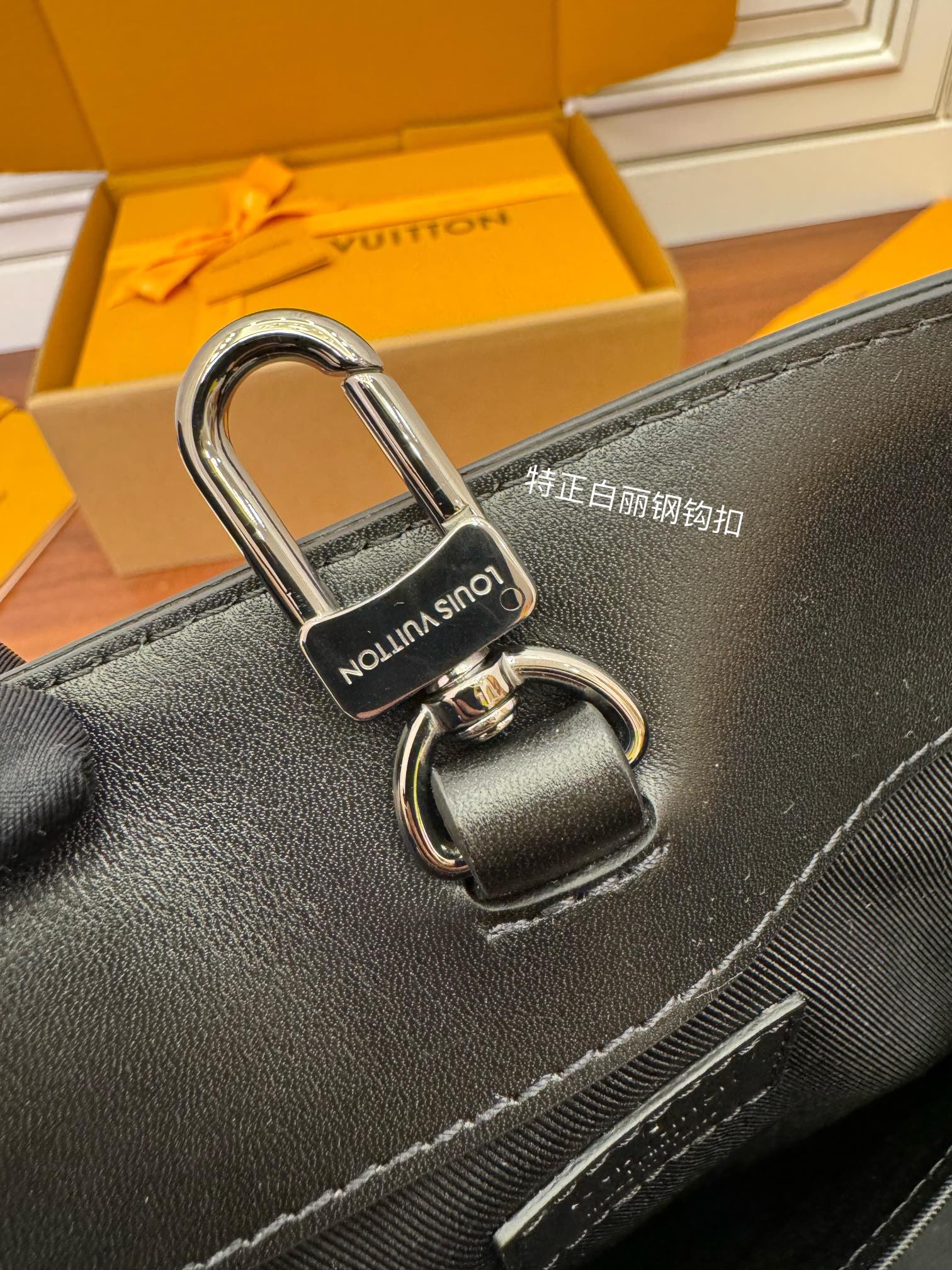 LV M46451 Men's Tote Bag - 图片 7