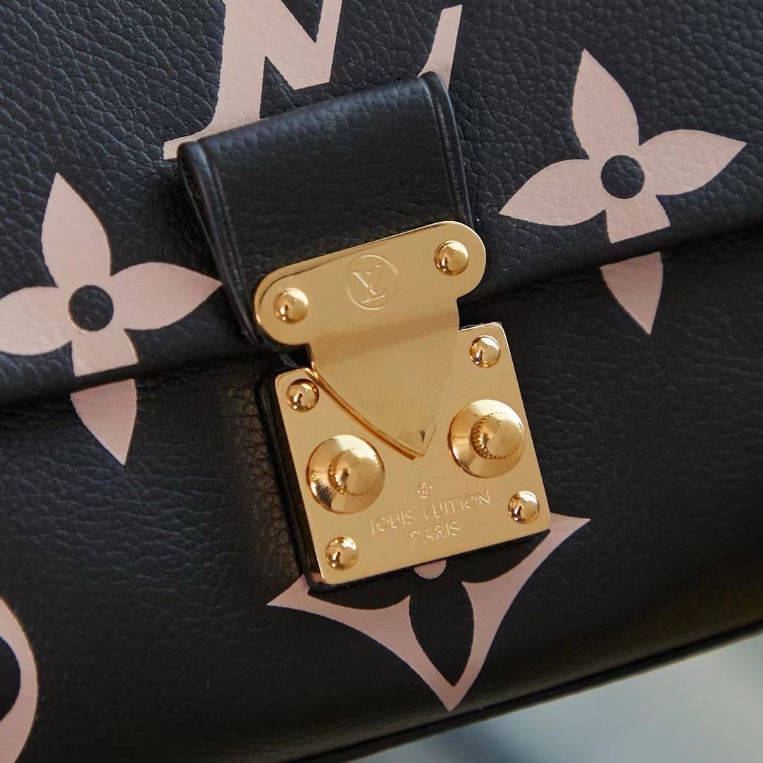 LV 45976 Medium Black Embossed Monogram Bag - 图片 5