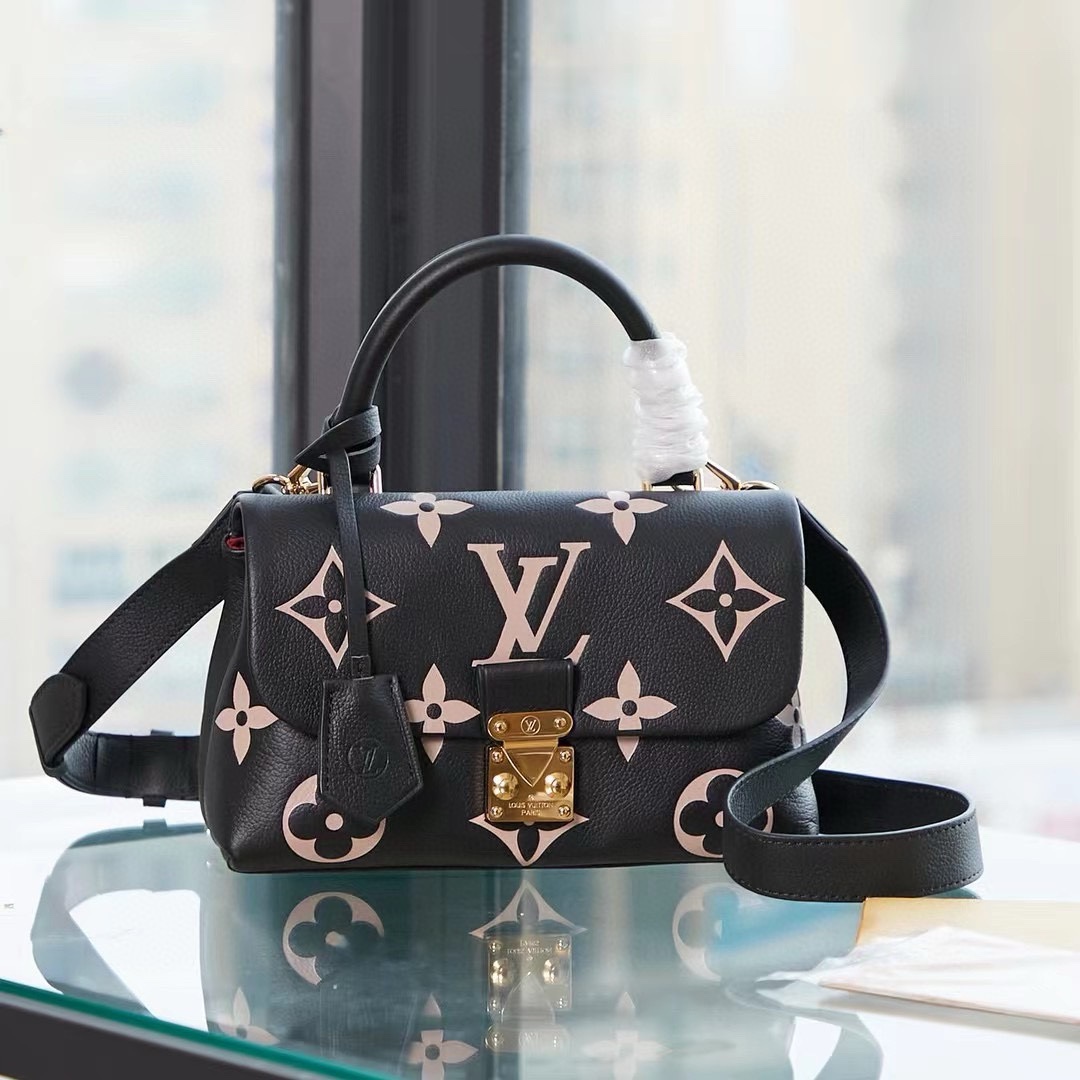 LV 45976 Medium Black Embossed Monogram Bag - 图片 2