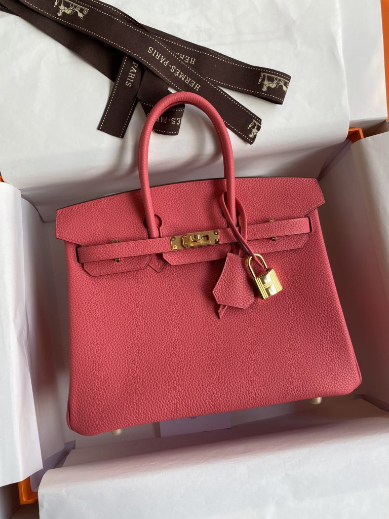 Birkin — 25/30/35 cm — Lipstick Pink — Togo leather — Gold-tone hardware
