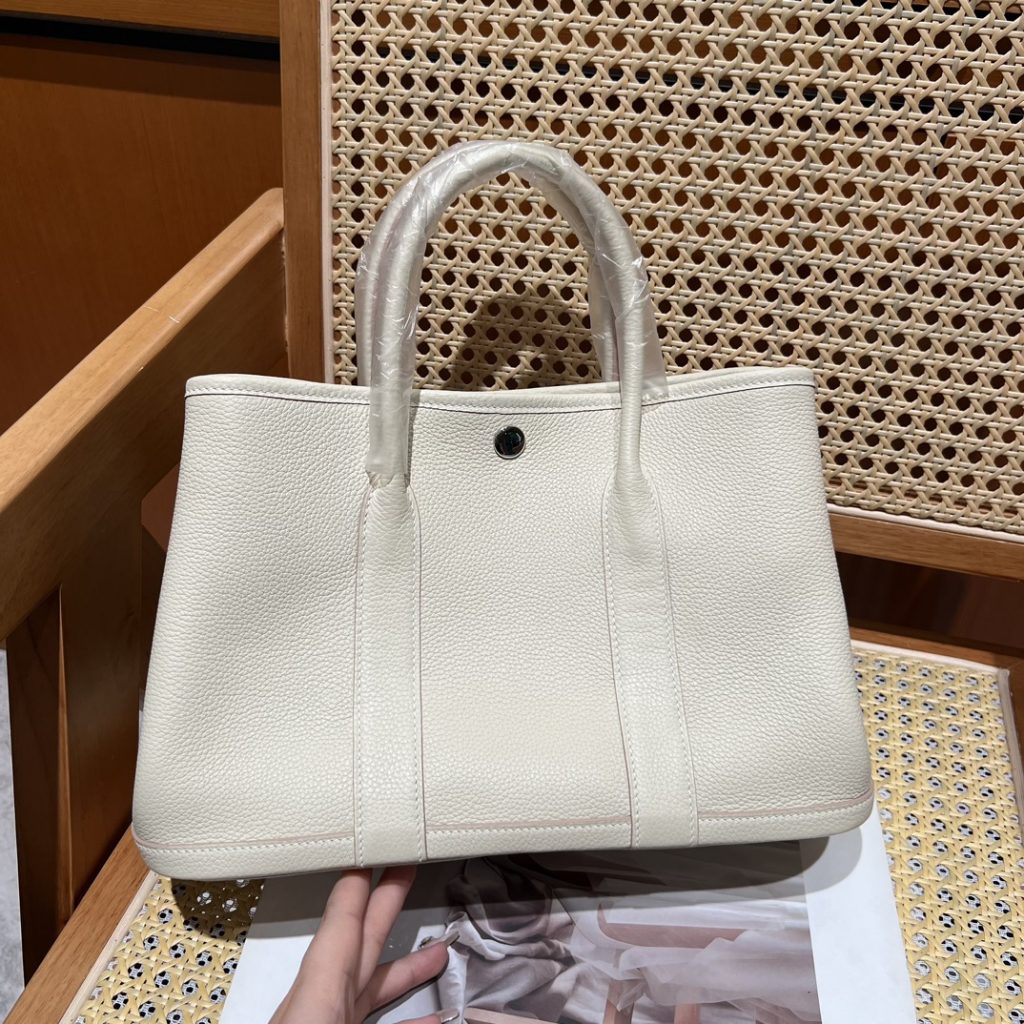 Garden Party — Milkshake White — Togo leather