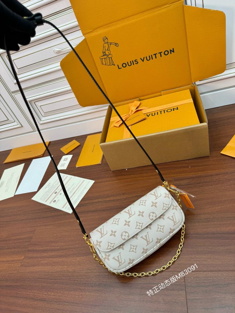 LV M83091 Wallet on Chain Ivy | Women's Style