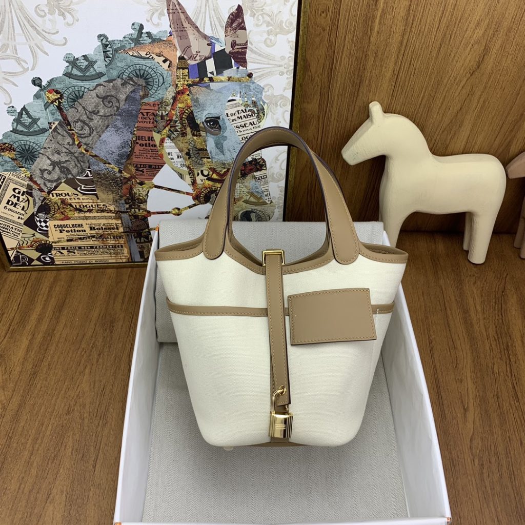 Cargo Picotin 18 – Glacier White / Milk Tea Beige