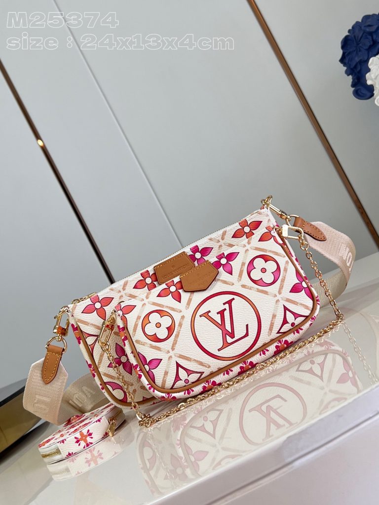 LV M25374 Multi Pochette Accessoires | By the Pool