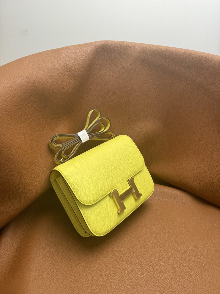 Constance — 19 cm — Lemon Yellow — Epsom leather and lambskin