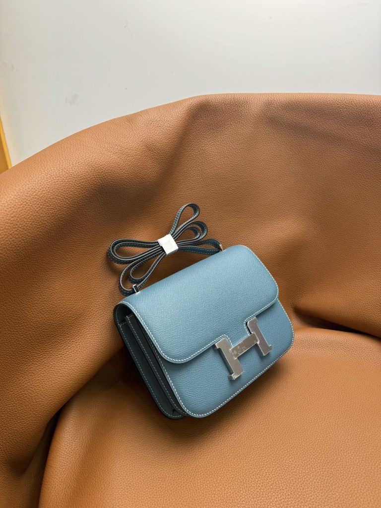 Constance — 19 cm — Denim Blue — Epsom leather and lambskin