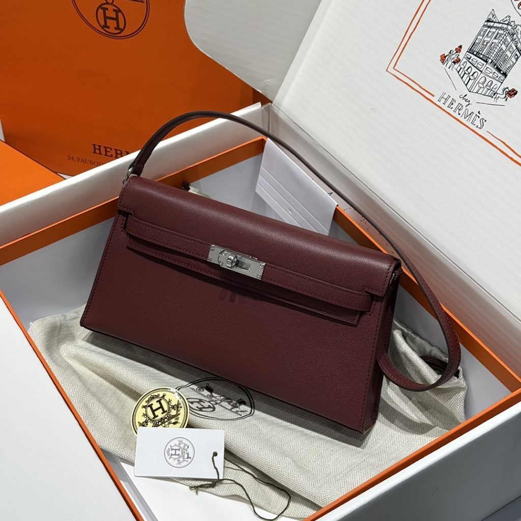 Kelly Elan — 28 cm — Bordeaux Red — cowhide leather — Silver-tone hardware