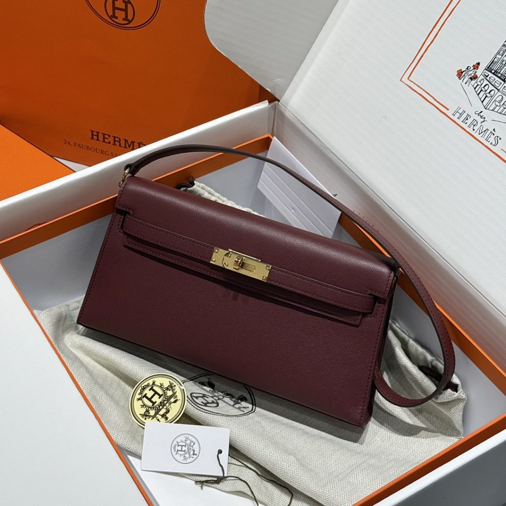 Kelly Elan — 28 cm — Bordeaux Red — cowhide leather — Gold-tone hardware