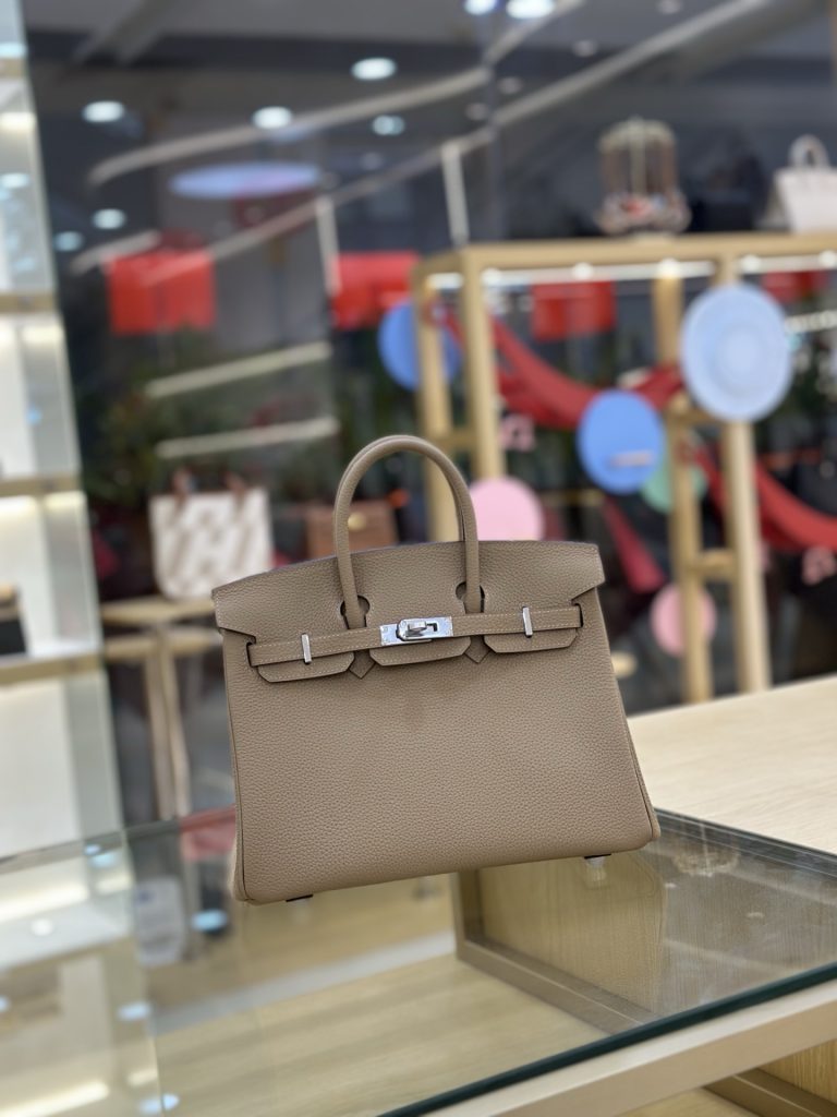 Birkin — 25/30/35 cm — Milk Tea — Togo leather — Gold-tone or silver-tone hardware