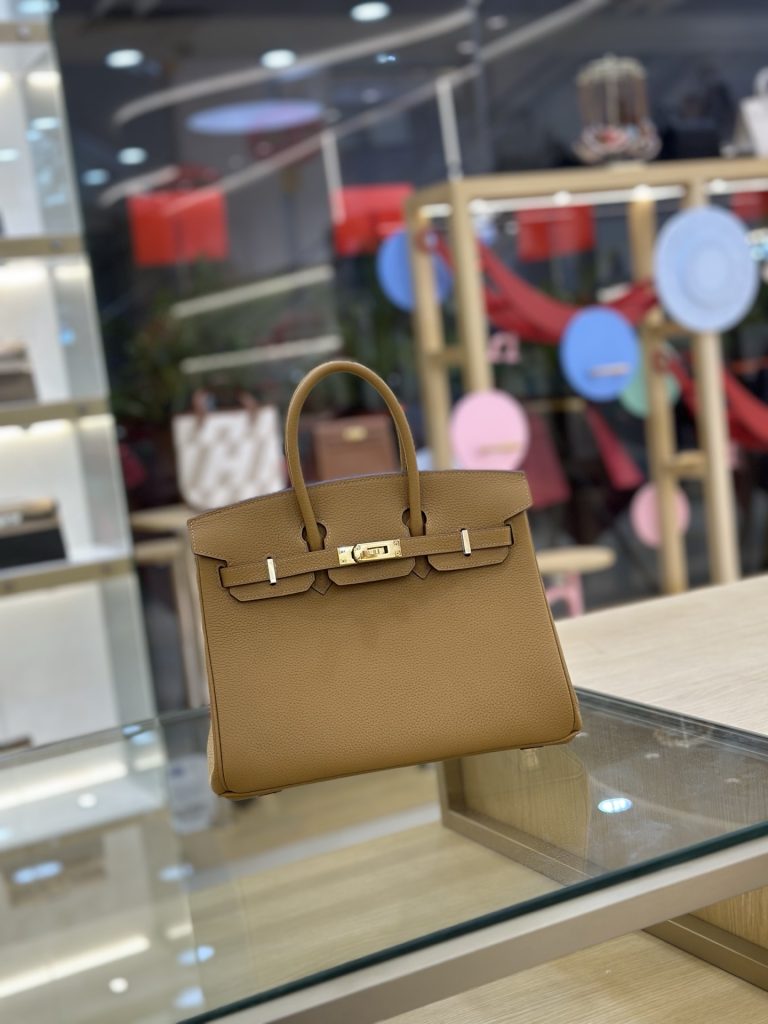 Birkin — 25/30/35 cm — Sesame — Togo leather — Gold-tone or silver-tone hardware